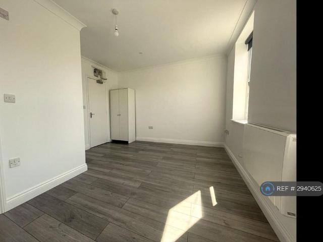 Studio for rent in London Borough of Lewisham, Greater London