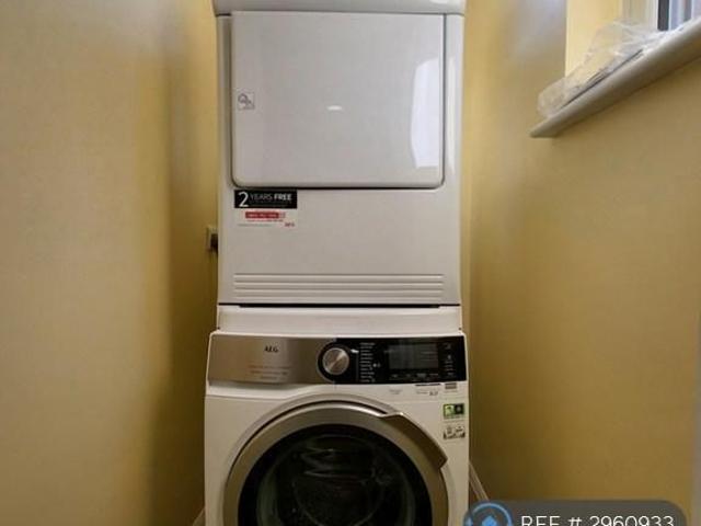Studio for rent in Epsom, Surrey
