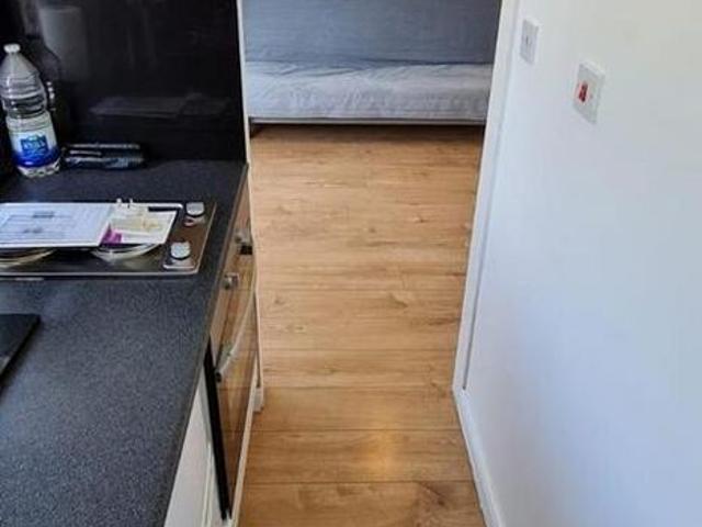 Studio for rent in London Borough of Ealing, Greater London