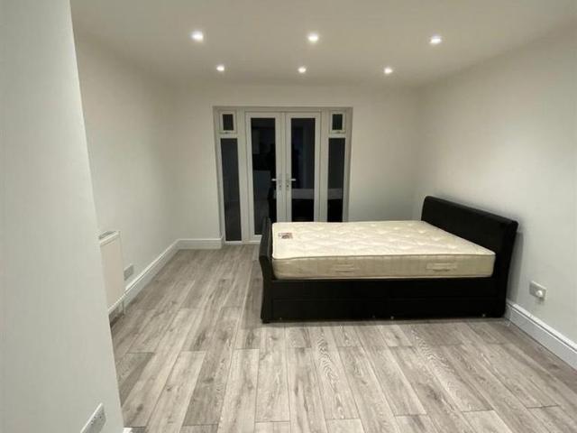 Studio for rent in Stoke Newington, Greater London