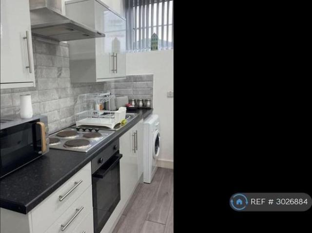 Studio for rent in Lee Bank, Greater Manchester