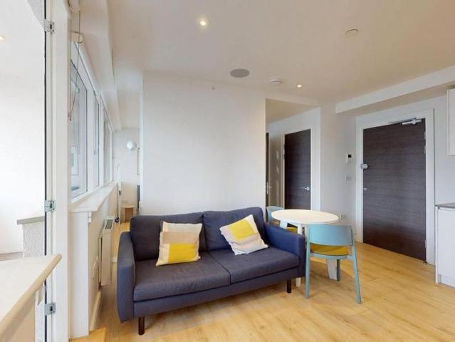 Studio for rent in Sudbury, Greater London