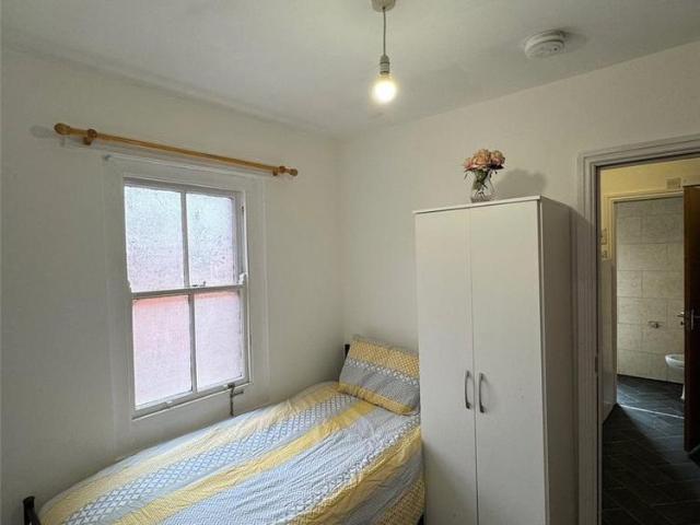 Studio for rent in Ladywood, West Midlands
