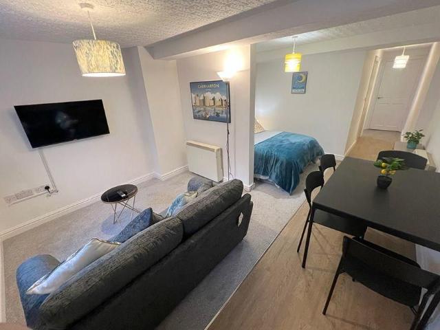 Studio for rent in Caernarfon