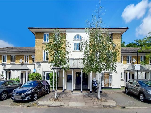 Flat for rent in London Borough of Ealing, Hanwell