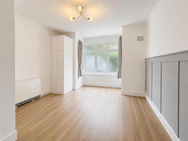 Studio for rent in North Bersted, Arun