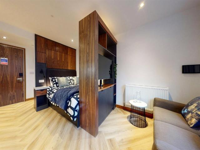 Flat for rent in City Centre, Georgia