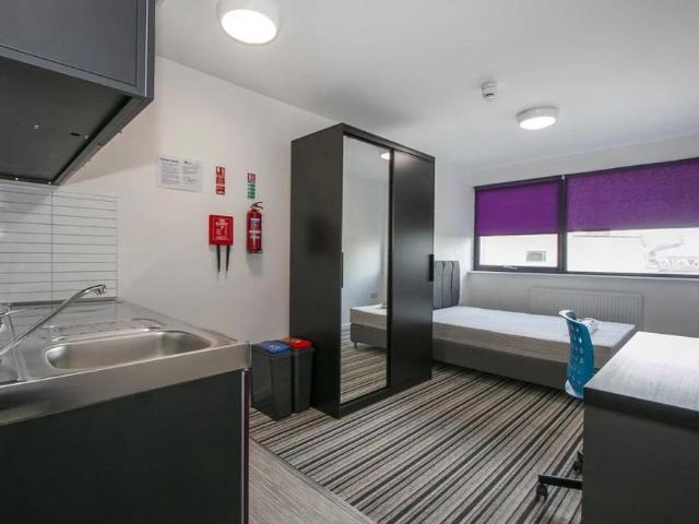 Studio for rent in Lansdowne, Bournemouth