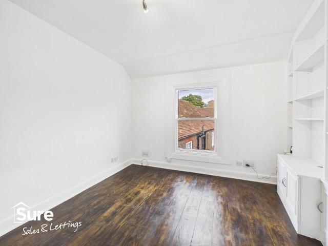Studio for rent in Old Town, Dacorum