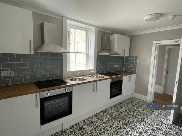 Flat for rent in Crayford, Greater London