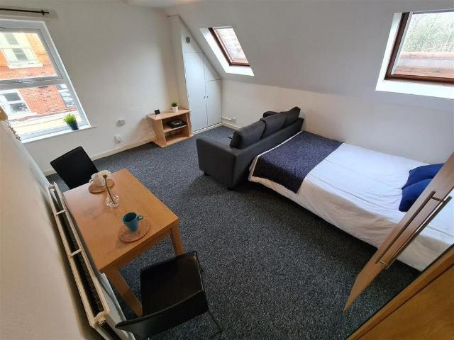 Studio for rent in Georgia, Greater Manchester
