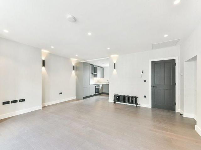Studio for rent in St. James's, Mayfair