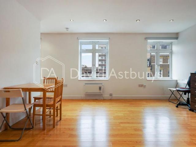 Studio for rent in Westminster, Victoria
