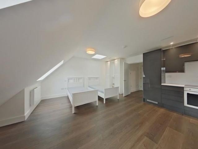 Studio for rent in Northampton, Isle Of Man