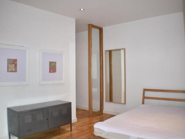 Studio for rent in Isle Of Man