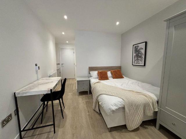 Studio for rent in New Fletton, Peterborough