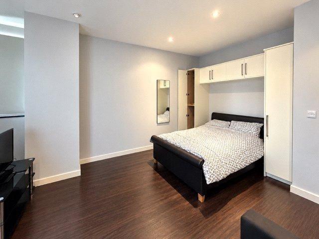 Studio for rent in London Borough of Hillingdon, Greater London