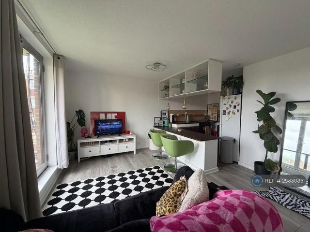 Studio for rent in Hendon Central, The Hyde