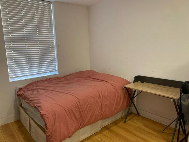 Studio for rent in Wealdstone, Greater London