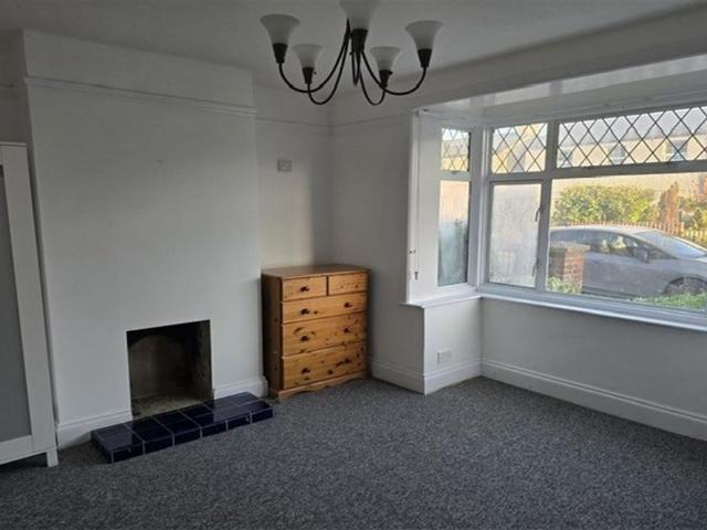 Studio for rent in Chichester, Littlecote