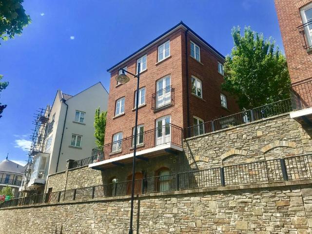 Flat for rent in Coedffranc, Llandarcy