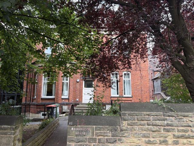 Flat for rent in Headingley Hill, Headingley