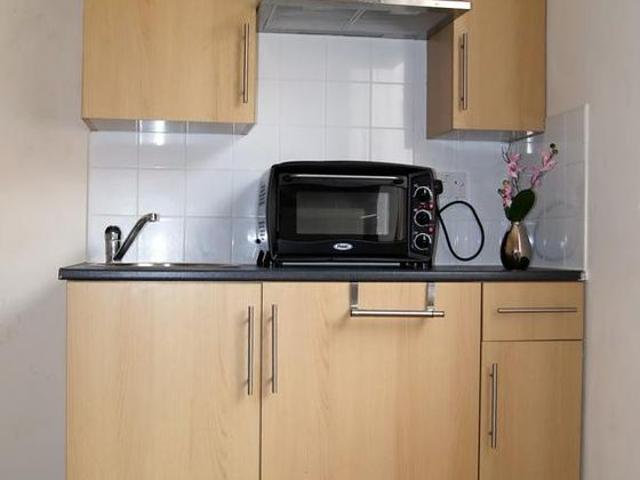 Studio for rent in Balby, Doncaster