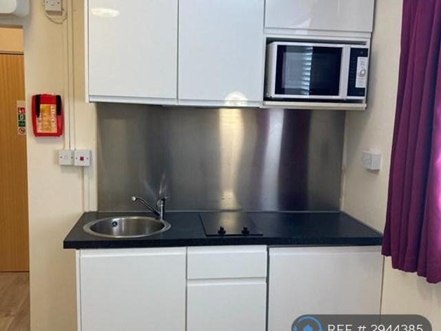 Flat for rent in Upper Bangor, Bangor