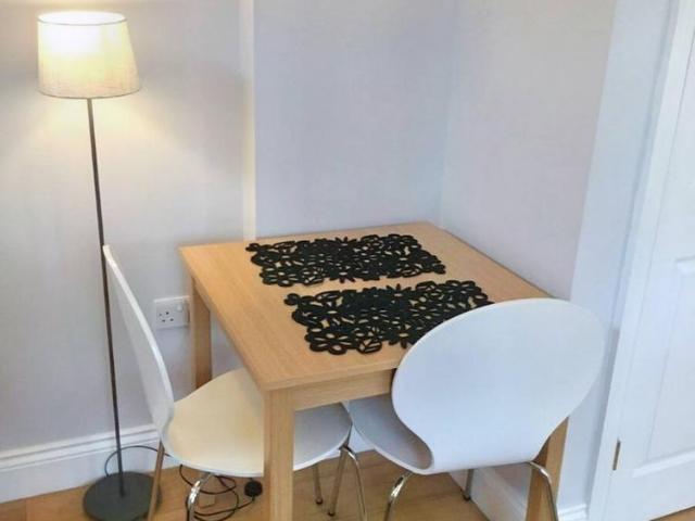 Studio for rent in Upper Hale, Fole