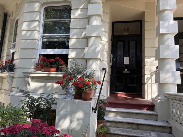Flat for rent in Brunswick, Brighton & Hove