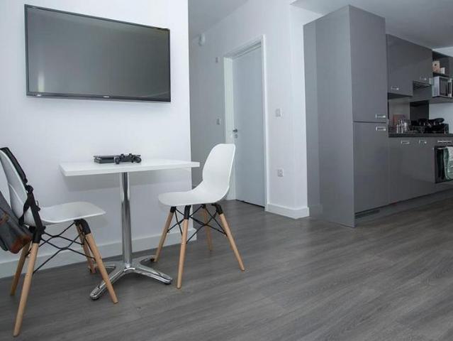 Studio for rent in Ladywood, West Midlands