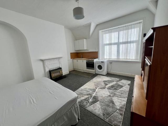 Studio for rent in Balsall Heath, West Midlands