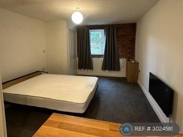 Studio for rent in Llanbedr Dyffryn Clwyd