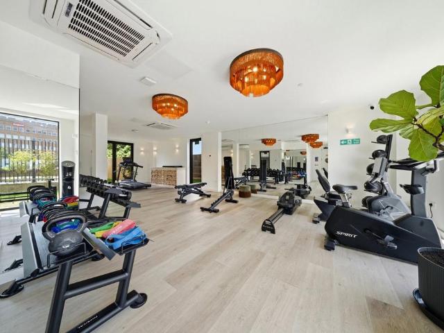 Flat for rent in Wealdstone, Greater London