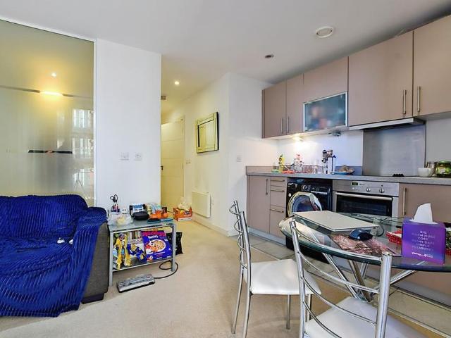 Studio for rent in Blackfriars, Salford