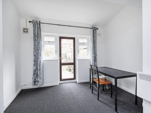 Flat for rent in Clapton, Lower Clapton