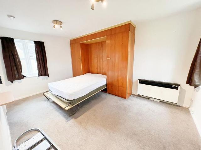 Studio for rent in Melbourne, Chelmsford