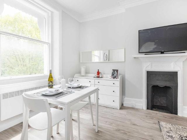 Studio for rent in Cat Hill, Isle Of Man