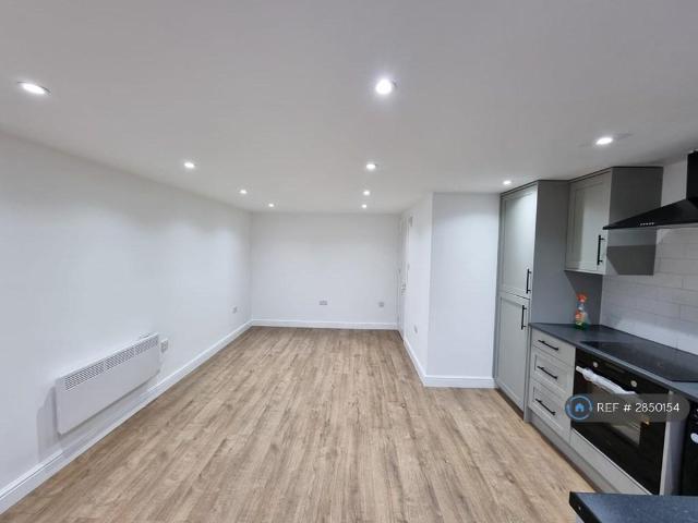 Flat for rent in Isle Of Man