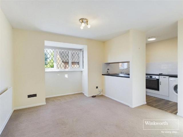 Studio for rent in Beansheaf, Holybrook