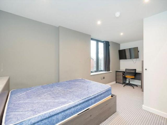 Studio for rent in Greater London