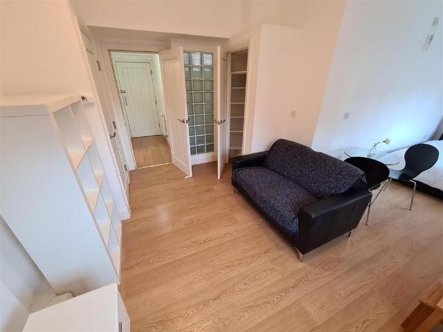 Studio for rent in Georgia, Greater Manchester