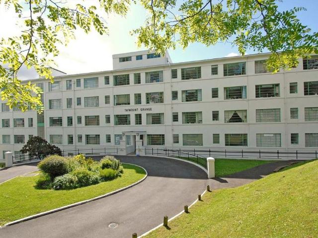 Studio for rent in Upper Sydenham, Greater London