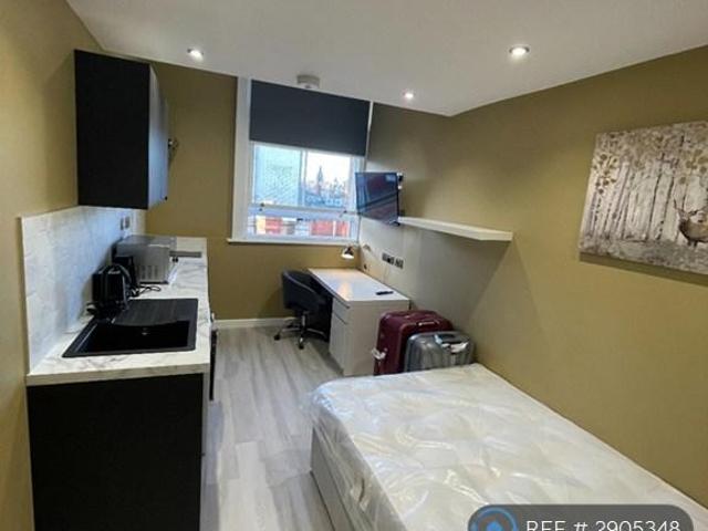 Flat for rent in St Ann's, Haddon