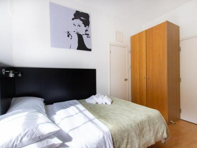 Studio for rent in Chalk Farm, Greater London