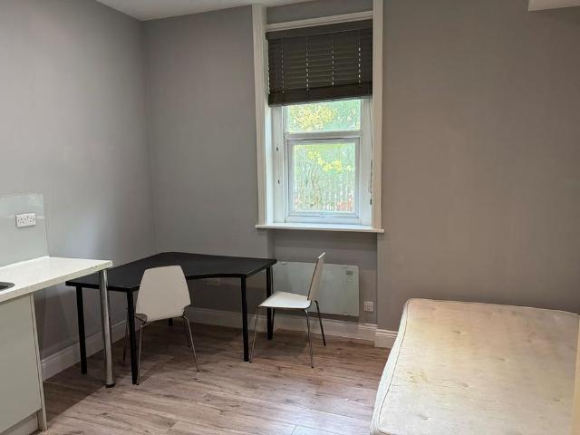 Studio for rent in Alperton, Greater London