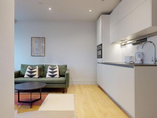 Studio for rent in Sudbury, Greater London