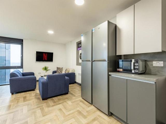 Studio for rent in Digbeth, West Midlands