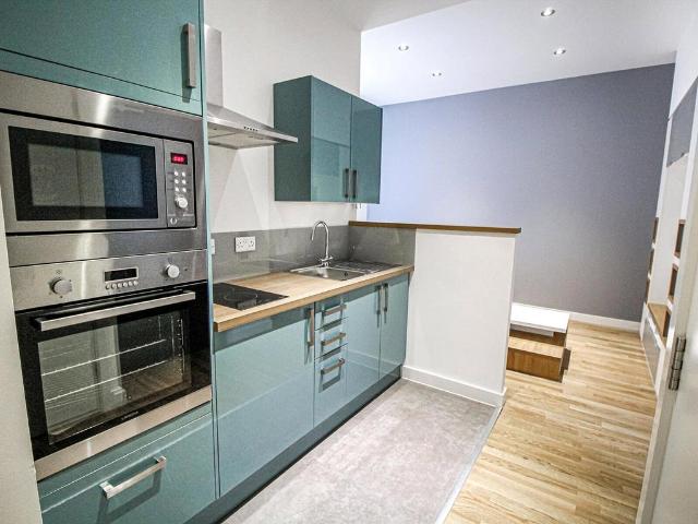 Flat for rent in Leylands, West Yorkshire