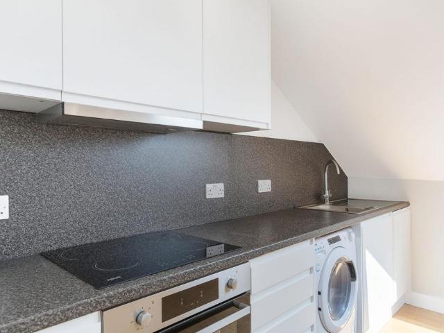 Flat for rent in Maida Hill, Greater London